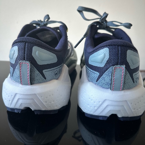 Brooks Caldera Women’s Trail running Shoes - Picture 5 of 7